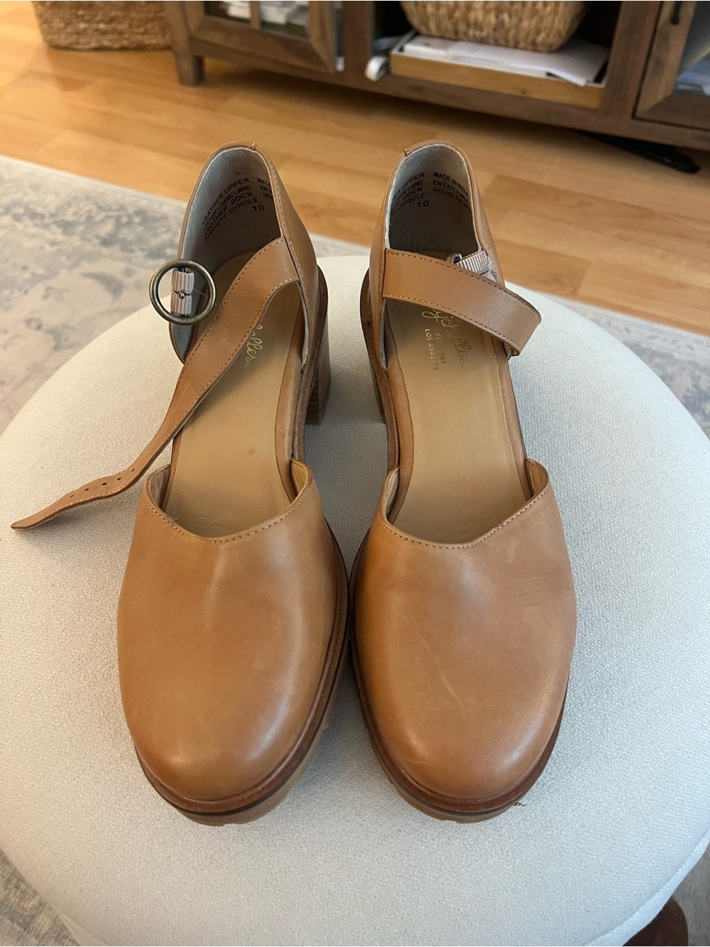 Seychelles Tan Leather Closed-Toe Block Heel with Ankle Strap